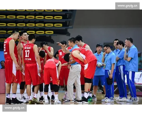 篮球赛事实时比分更新 直播赛况分析与精彩时刻回顾